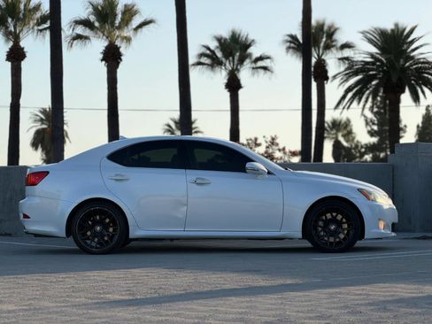 Used 2010 Lexus IS 350 w/ Luxury Plus Value Edition RWD image 7