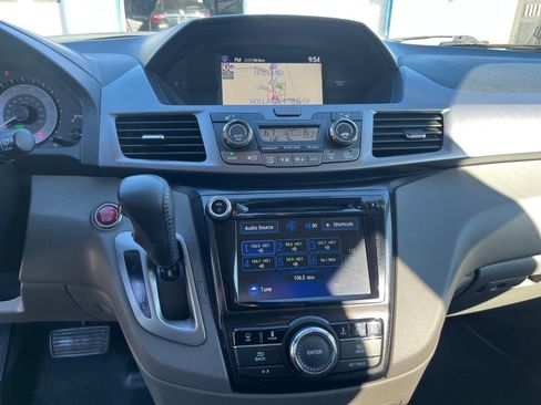 Used 2014 Honda Odyssey Touring Elite image 13