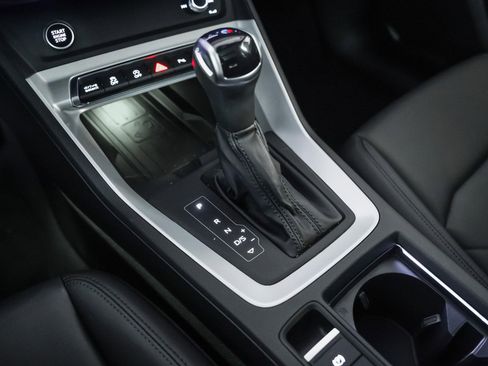 Certified 2023 Audi Q3 2.0T Premium Plus w/ Premium Plus Package image 19