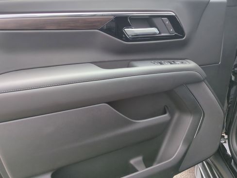 New 2026 Chevrolet Suburban LS w/ LPO, Dark Essentials Package image 22