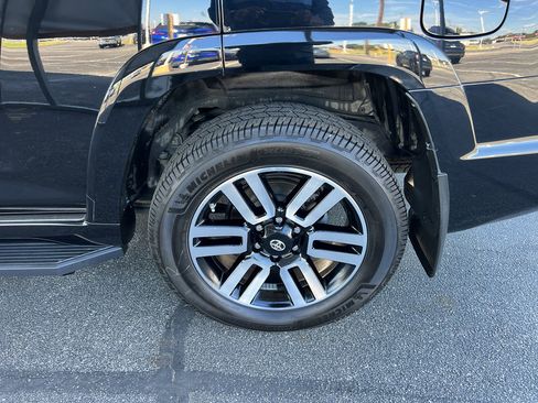 Used 2020 Toyota 4Runner Limited image 9