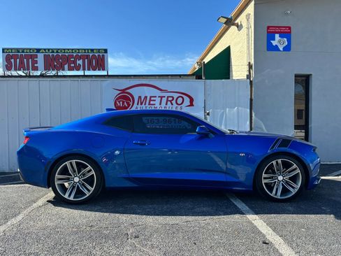 Used 2017 Chevrolet Camaro LT image 7