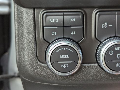 Used 2023 GMC Yukon Denali Ultimate w/ LPO, Floor Liner Package AWD/4WD image 34
