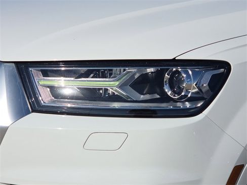 Used 2019 Audi Q7 2.0T Premium w/ Convenience Package image 4