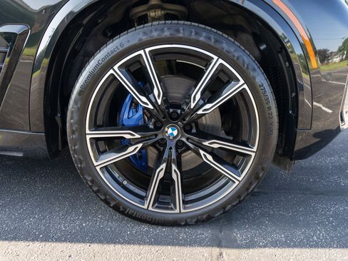 Used 2024 BMW X5 xDrive40i AWD/4WD image 13