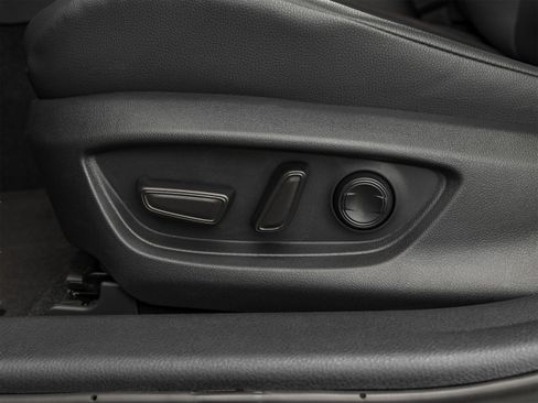 Certified 2025 Toyota Camry XLE FWD image 23