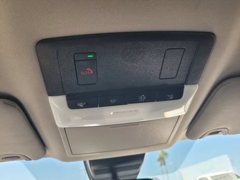 Certified 2025 Nissan Altima 2.5 SV FWD image 22