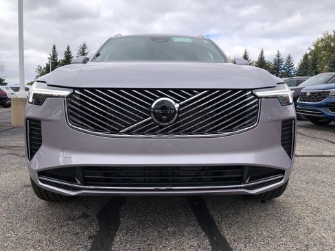 New 2026 Volvo XC90 B5 Plus w/ Protection Package Premier image 2