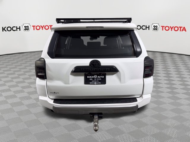 Used 2022 Toyota 4Runner TRD Off-Road Premium w/ TRD Black Wheel Package (TMS) AWD/4WD image 7