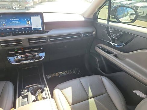 Certified 2023 Lincoln Corsair Reserve w/ Jet Appearance Package image 21