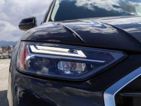 Used 2023 Audi Q5 2.0T Premium w/ Convenience Package AWD/4WD image 9