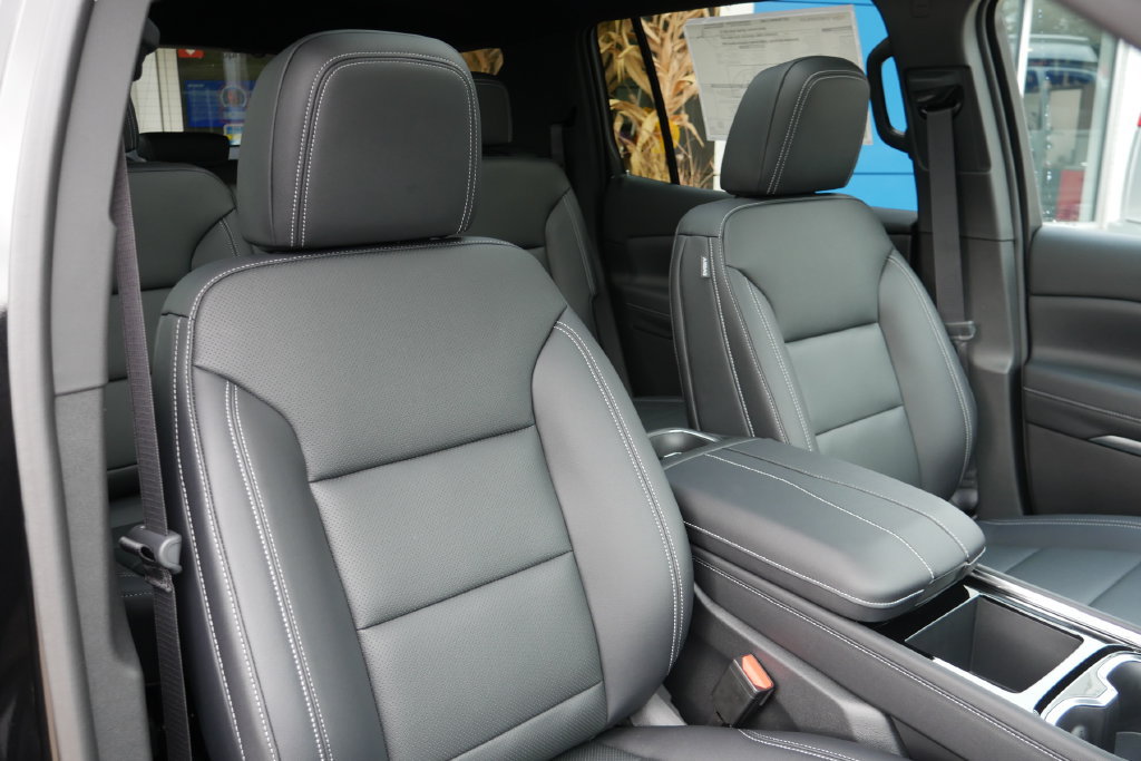 New 2027 Chevrolet Traverse LT AWD/4WD image 10