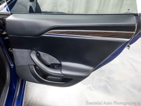 Used 2021 Tesla Model S Plaid AWD/4WD image 40