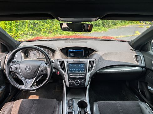Used 2018 Acura TLX V6 w/ Technology & A-SPEC Pkg AWD/4WD image 32