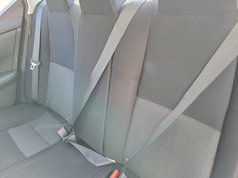 Used 2025 Nissan Sentra SV image 9