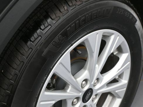 Used 2025 Ford Escape Active FWD image 13