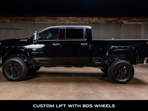 Used 2020 Chevrolet Silverado 2500 LTZ w/ LTZ Premium Package image 5