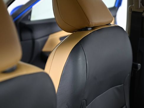 Certified 2025 Nissan Sentra SV w/ SV Premium Package FWD image 28