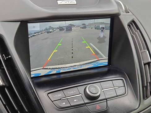 Used 2018 Ford Escape SEL image 17