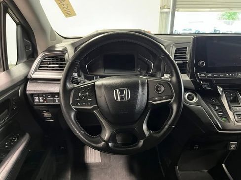 Used 2023 Honda Odyssey EX-L image 19