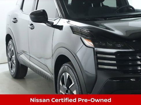 Certified 2025 Nissan Kicks SV image 7