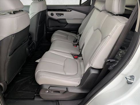 New 2025 Honda Pilot EX-L image 15