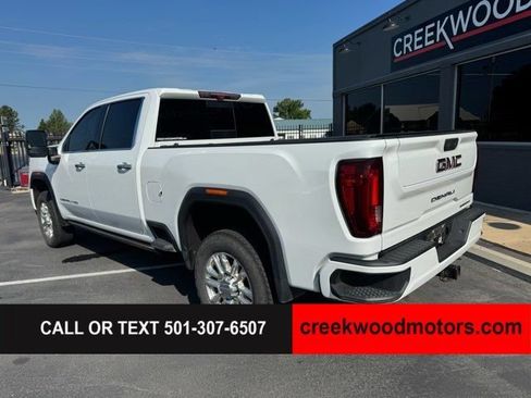 Used 2023 GMC Sierra 2500 Denali w/ Denali Ultimate Package AWD/4WD image 3