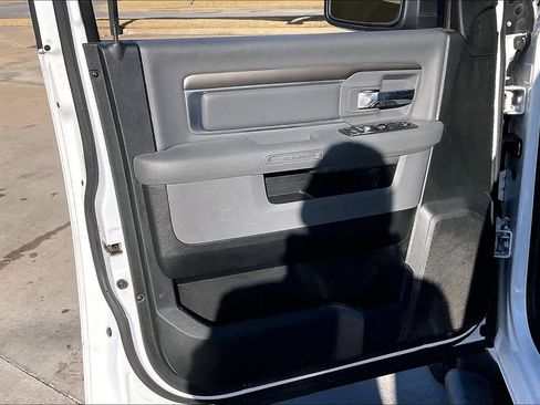 Used 2018 RAM 1500 SLT image 20