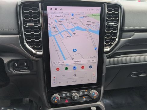 Certified 2024 Ford Ranger Lariat w/ Advanced Towing Package image 16