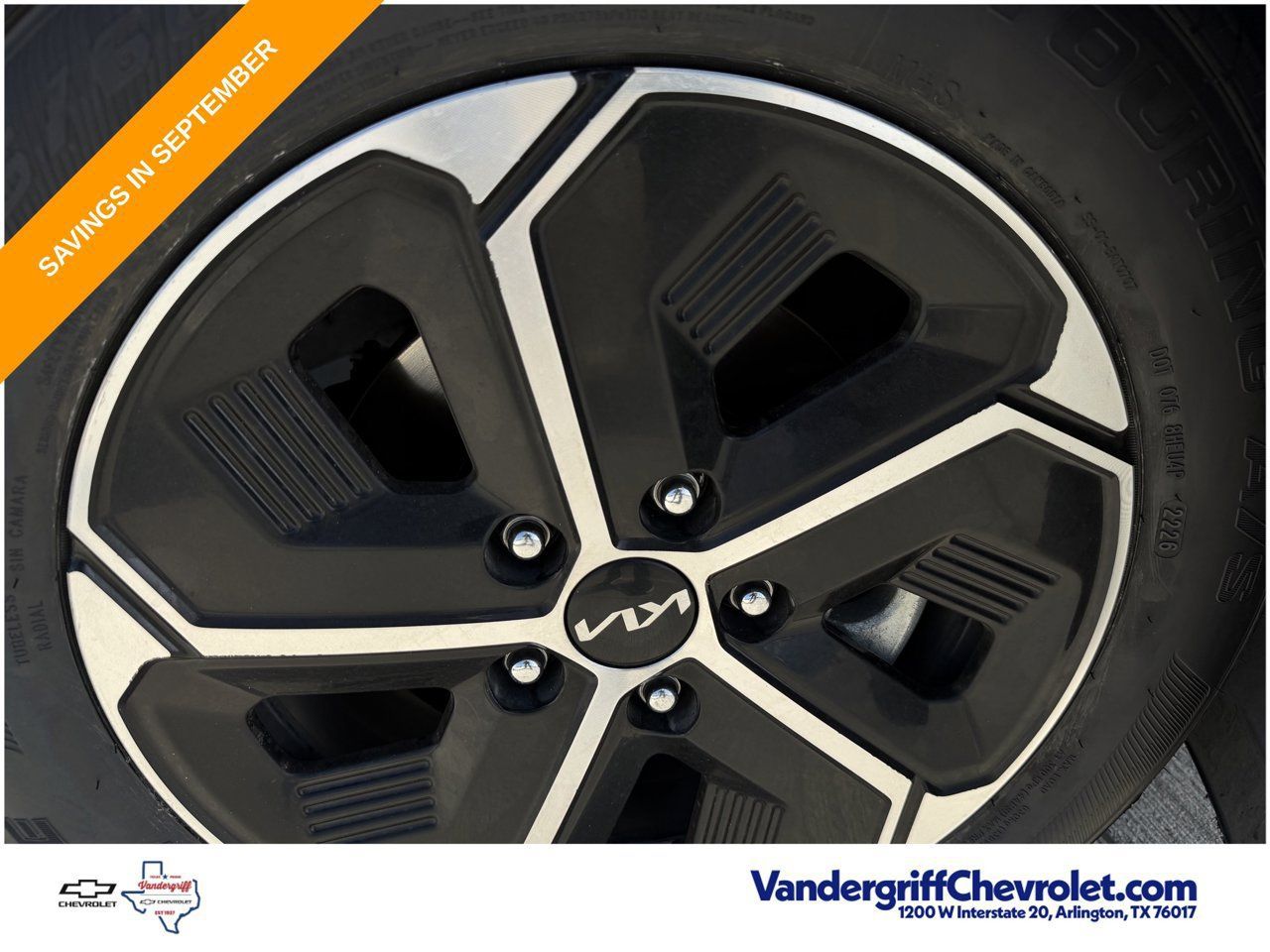 Used 2025 Kia Niro LX FWD image 9