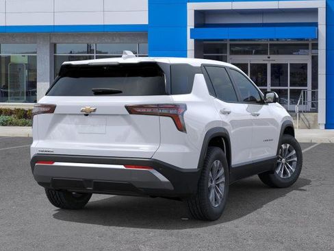 New 2026 Chevrolet Equinox LT w/ Safety and Technology Package FWD image 4