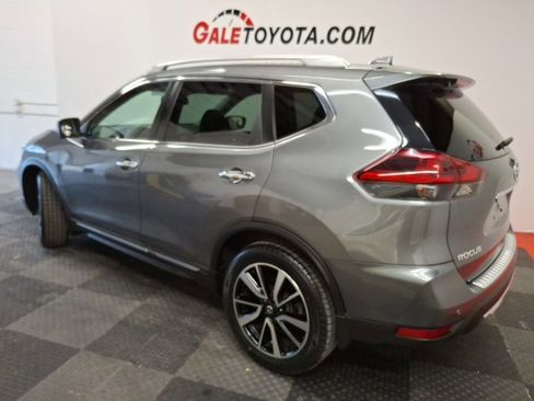 Used 2020 Nissan Rogue SL w/ Premium Package image 8