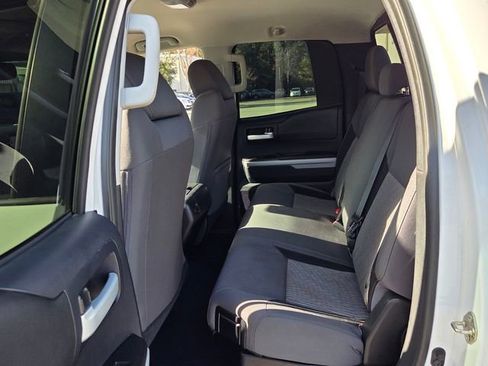 Used 2016 Toyota Tundra SR5 image 11
