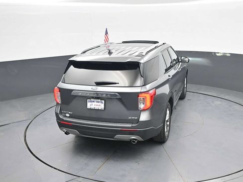 Used 2021 Ford Explorer Limited w/ Equipment Group 301A AWD/4WD image 39