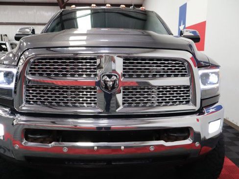 Used 2016 RAM 2500 Laramie w/ Convenience Group RWD image 22