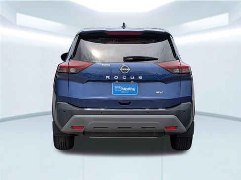 Used 2023 Nissan Rogue SV FWD image 5