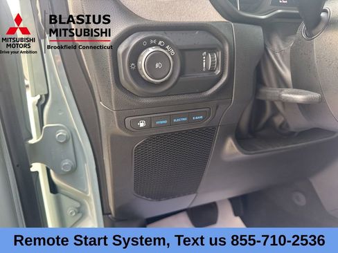 Used 2024 Jeep Wrangler Unlimited w/ Convenience Group AWD/4WD image 26