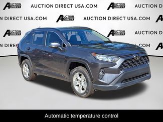 Used 2021 Toyota RAV4 XLE video 2