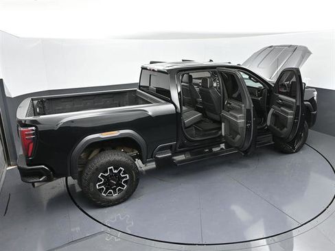 Used 2024 GMC Sierra 2500 AT4X AWD/4WD image 55