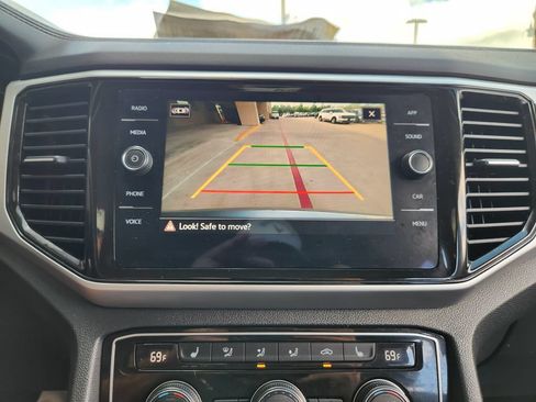 Used 2023 Volkswagen Atlas SE FWD image 19