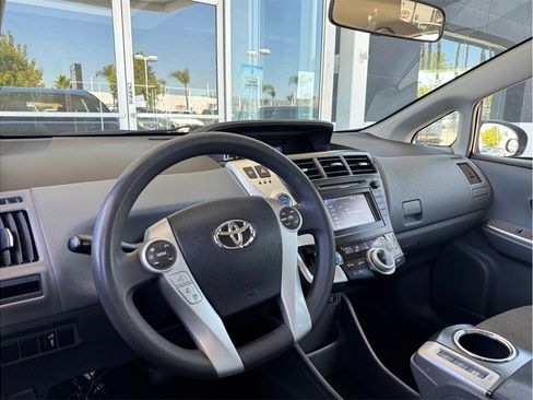 Used 2013 Toyota Prius V Three FWD image 23