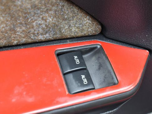 Used 2011 Ford Mustang GT RWD image 25