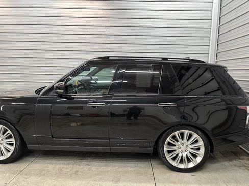 Used 2018 Land Rover Range Rover Autobiography image 7