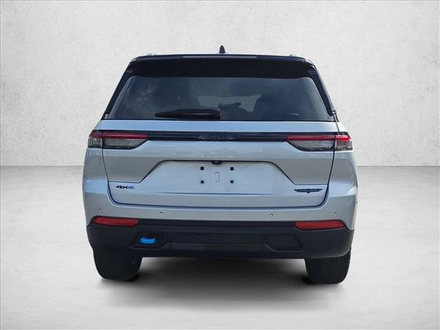 Used 2024 Jeep Grand Cherokee Trailhawk AWD/4WD image 6