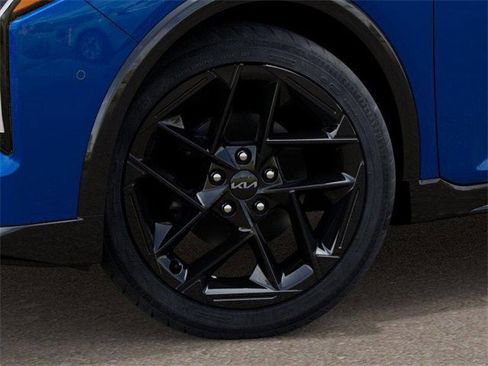 New 2025 Kia K4 GT-Line Turbo image 9