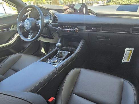 New 2026 MAZDA MAZDA3 2.5 S Hatchback w/ Premium Pkg FWD image 25