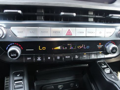 Used 2023 Kia Telluride SX Prestige X-Pro AWD/4WD image 28