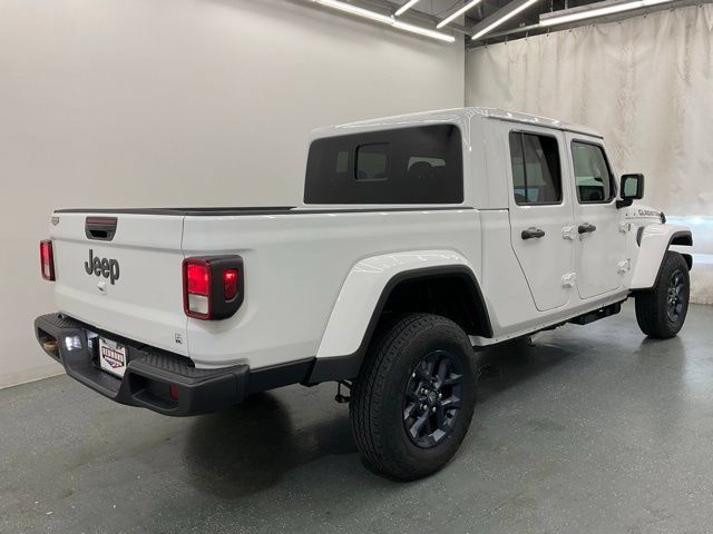 New 2026 Jeep Gladiator Mojave AWD/4WD image 7