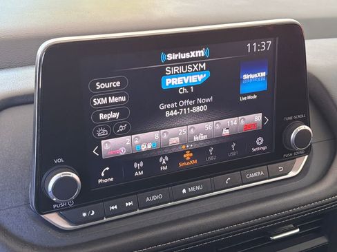 Used 2025 Nissan Rogue SV image 6