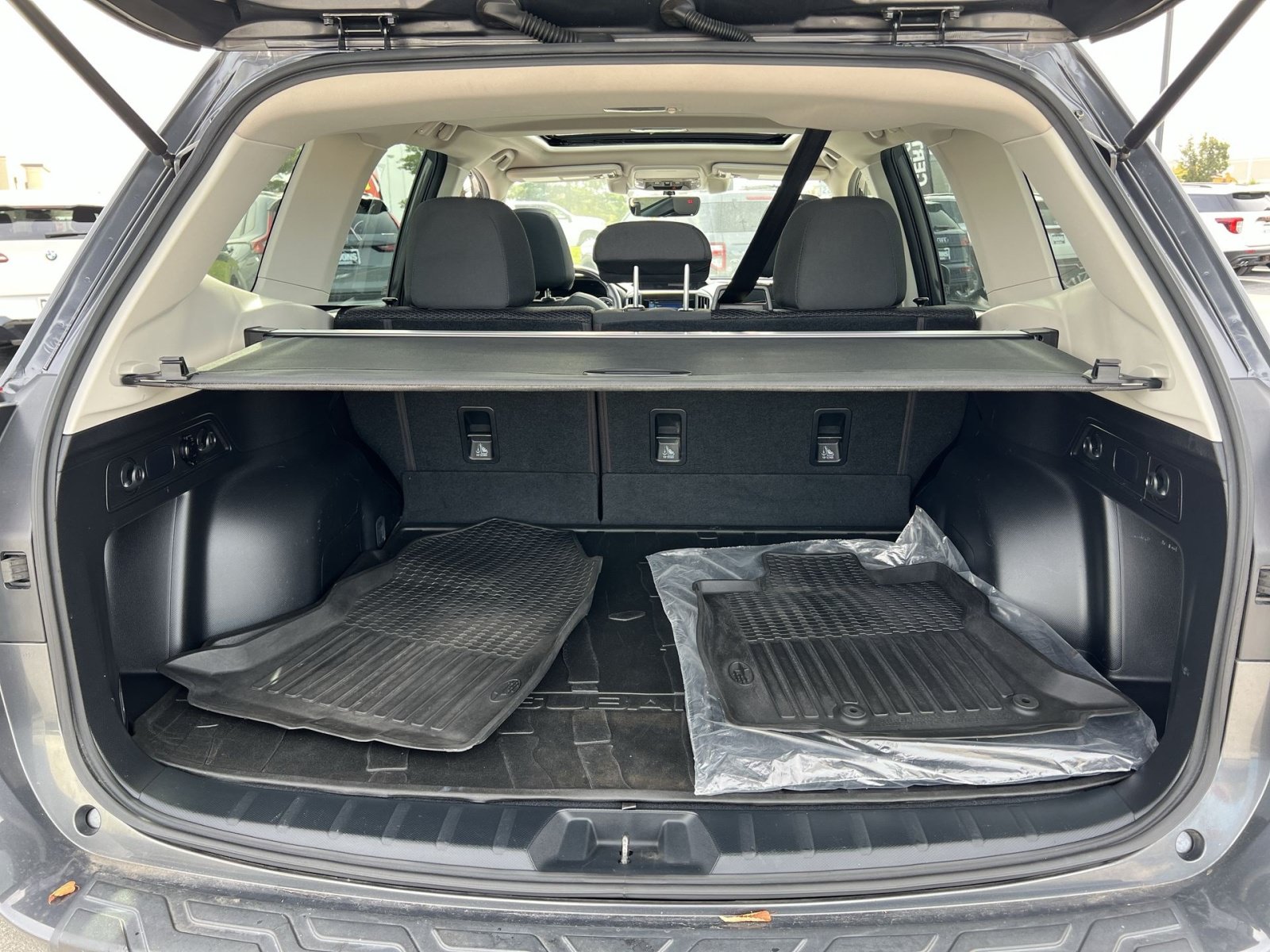 Used 2021 Subaru Forester Premium AWD/4WD image 25